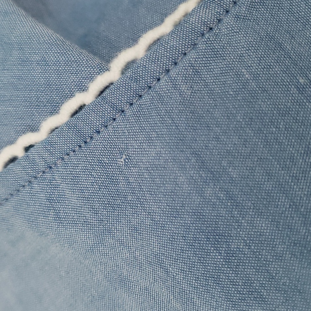 Talbots embroidered top / M - Picture 7 of 7